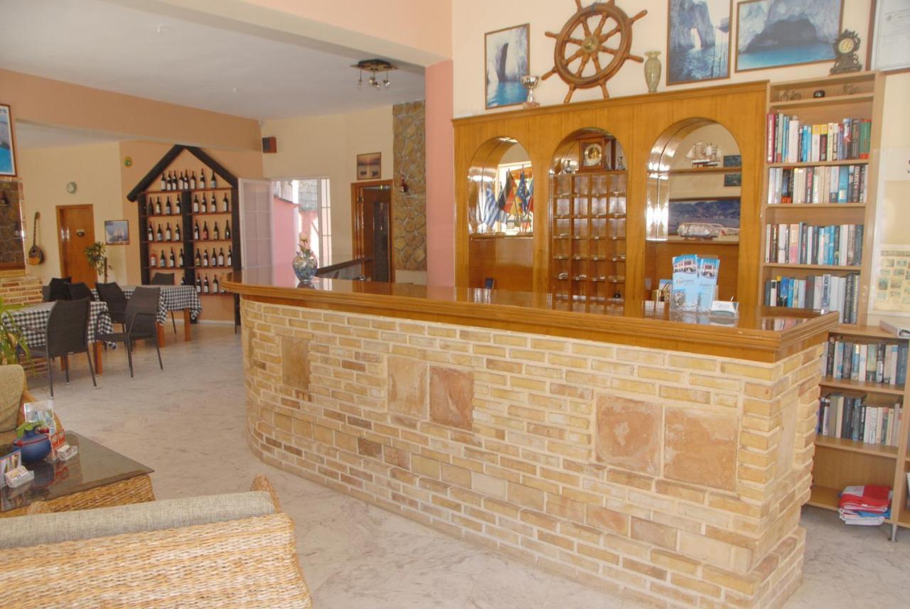 Aparthotel Kyprianos