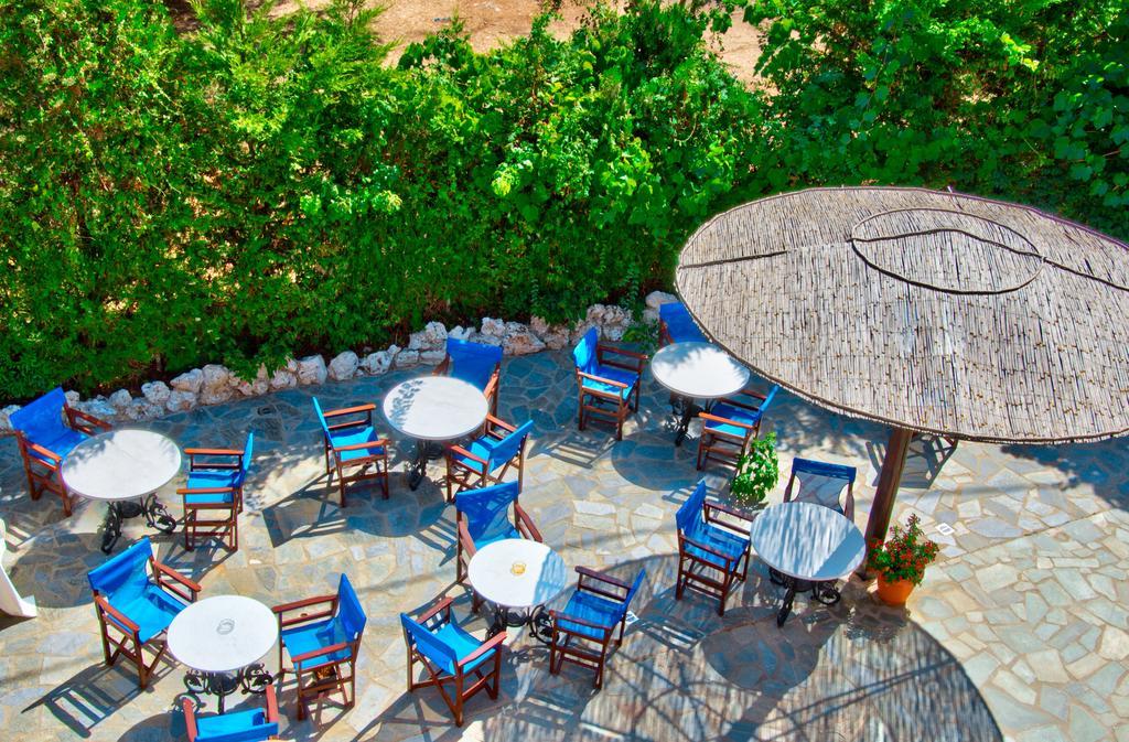 Aparthotel Kyprianos 3*
